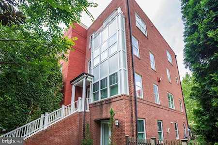 3129 9th Rd N Arlington, VA 22201