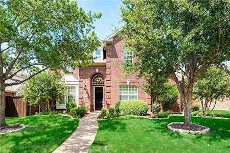 1664 Sagebrush Drive Frisco, TX 75033