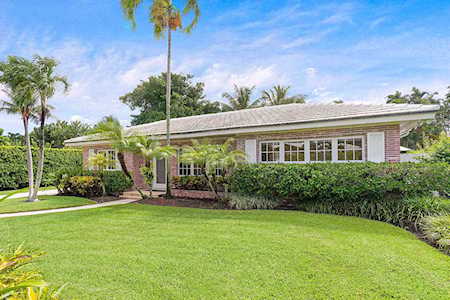 1465 Laurie Lane Palm Beach, FL 33480