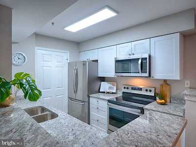 1524 Lincoln Way #105 Mclean, VA 22102