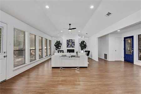 405 Oak Ridge Dr Pflugerville, TX 78660
