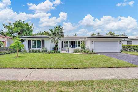 6251 NE 22nd Ave Fort Lauderdale, FL 33308
