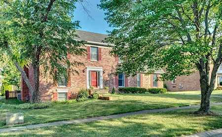 210 Wickfield Dr Louisville, KY 40245
