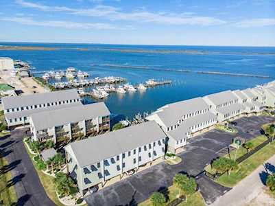 924 Delchamps Ave #5B Dauphin Island, AL 36528