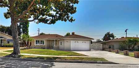 324 N Hart Place Fullerton, CA 92831