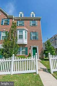 1753 Fernwood Dr Upper Marlboro, MD 20774