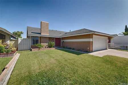 5027 E Tango Circle Anaheim, CA 92807