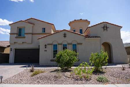 2161 E Tomahawk Drive Gilbert, AZ 85298