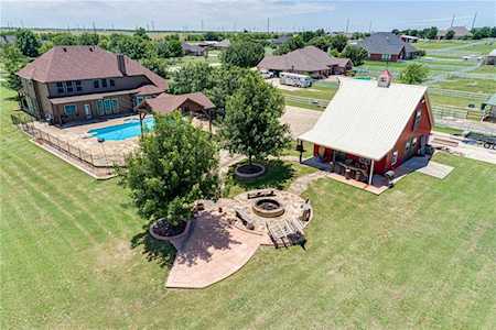 1008 Creek Hollow Lane Fort Worth, TX 76131