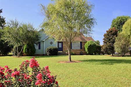 5143 Joe Bond Trl Murfreesboro, TN 37129