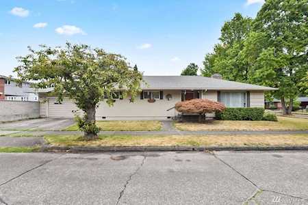1906 Hudson Longview, WA 98632