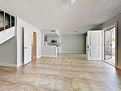 2132 W Glenrosa Avenue #B78 Phoenix, AZ 85015