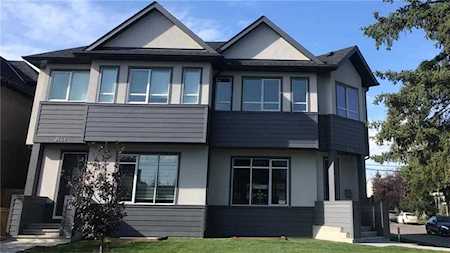 2102 1 Avenue NW Calgary, AB T2N 0B5