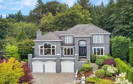 5798 179th Ave SE Bellevue, WA 98006