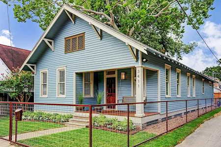 3411 White Oak Dr Houston, TX 77007