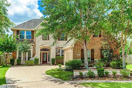 919 Floriencia St Sugar Land, TX 77479