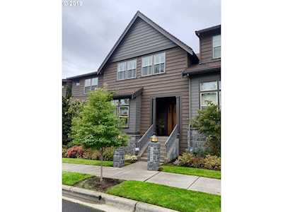 10023 SW Morrison St Portland, OR 97225