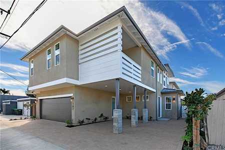 162 E 18th St Costa Mesa, CA 92627