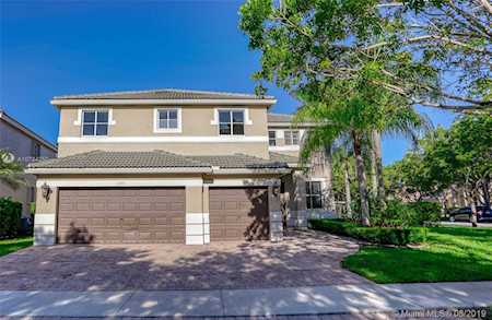1241 Allamanda Way Weston, FL 33327
