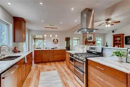 4705 White Elm Dr Austin, TX 78749