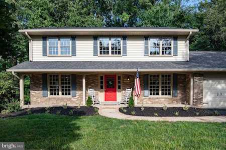 2672 Oakton Glen Dr Vienna, VA 22181