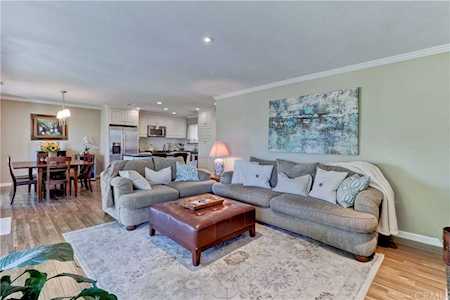 2289 Via Puerta #N Laguna Woods, CA 92637