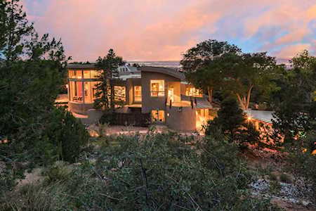 375 Big Horn Ridge Drive NE Albuquerque, NM 87122
