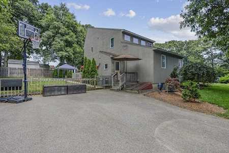 1 California Ave Freetown, MA 02702