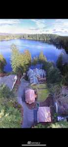 270 NE Panther Lake Rd Bremerton, WA 98312