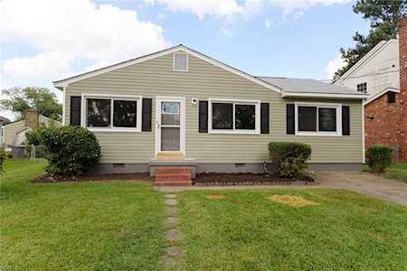 232 Canford Dr Hampton, VA 23669
