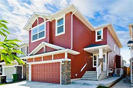 39 Redstone Heath NE Calgary, AB T3N 1B5