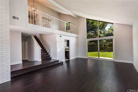 10869 La Terraza Avenue Fountain Valley, CA 92708