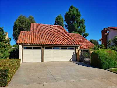 27511 Soncillo Mission Viejo, CA 92691