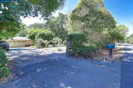 1329 Milton Ave Walnut Creek, CA 94596