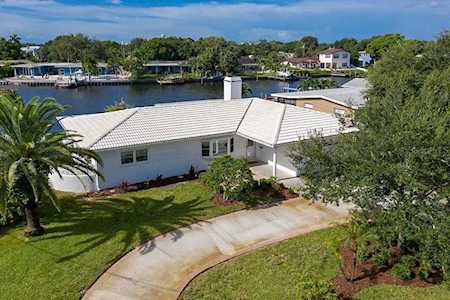 1200 NE 37Th Avenue St Petersburg, FL 33704