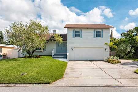 7111 S S Shore Drive South Pasadena, FL 33707