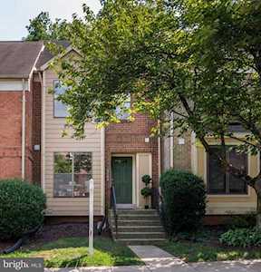 5104 King Charles Way Bethesda, MD 20814
