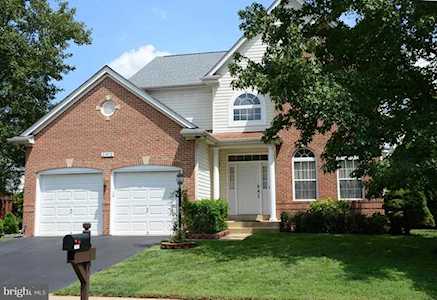 21812 Regents Park Circle Sterling, VA 20166