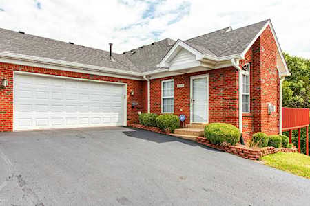 5520 Grey Hawk Cir Louisville, KY 40219