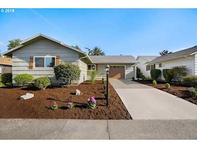 16535 SW Queen Mary Ave King City, OR 97224