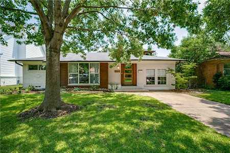 9058 Longmont Drive Dallas, TX 75238