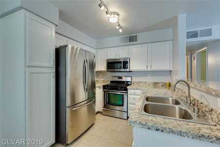 3035 Casey Dr #204 Las Vegas, NV 89120