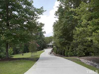 6212 Autrey Court Raleigh, NC 27613