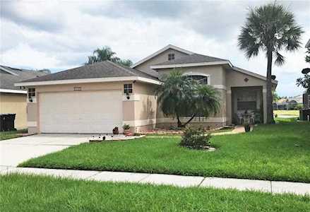 2133 Bridgeview Circle Orlando, FL 32824