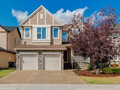 509 Discovery Ridge Boulevard SW Calgary, AB T3H 5X6