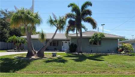 1784 Banyan Dr Venice, FL 34293