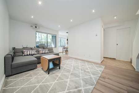 3422 Nairn Avenue Vancouver, BC V5S 4B5