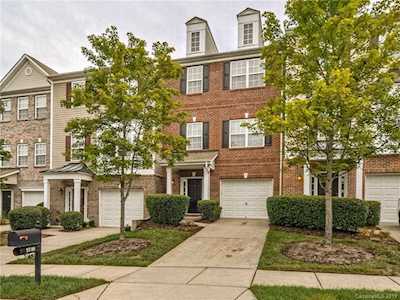 9740 NW Walkers Glen Dr Concord, NC 28027