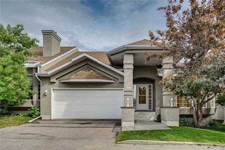 65 Christie Garden(s) SW Calgary, AB T3H 3B5