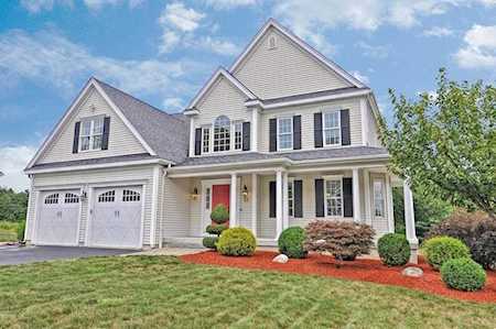 53 Brandywine Rd Franklin, MA 02038